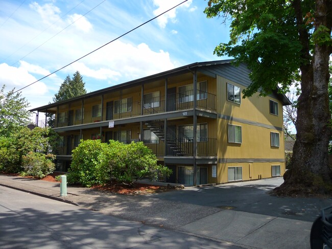 Building Photo - Bellshire 2