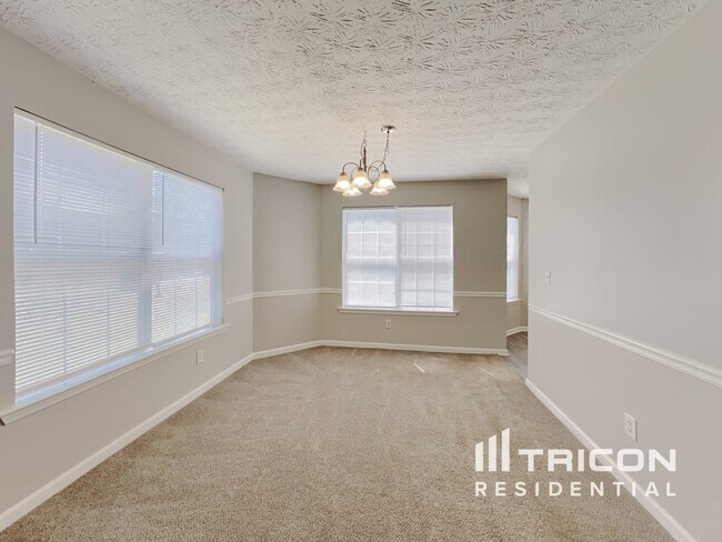 Foto del edificio - 543 Easton Dr