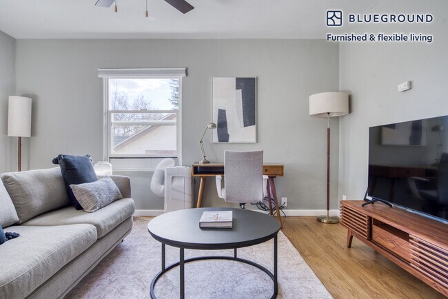 Foto del edificio - 321 Hawthorne Ave