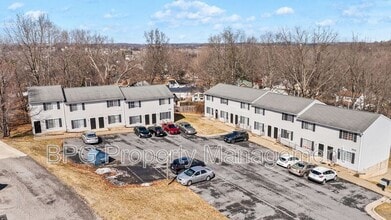 Building Photo - 605 Hamlet Ave