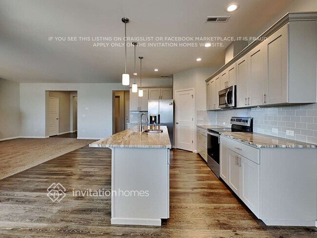 Foto del edificio - 20303 19th Ave E