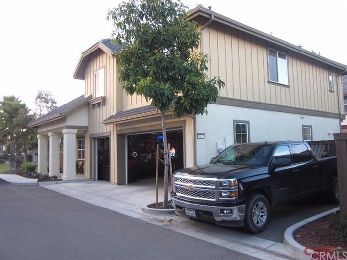 LEASE PENDING Terrific Santa Maria Home House Rental in Santa Maria