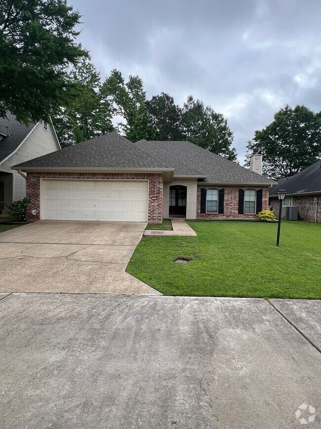 Building Photo - 10513 Plum Creek Dr