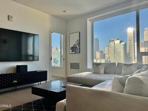 Building Photo - 1050 S Grand Ave