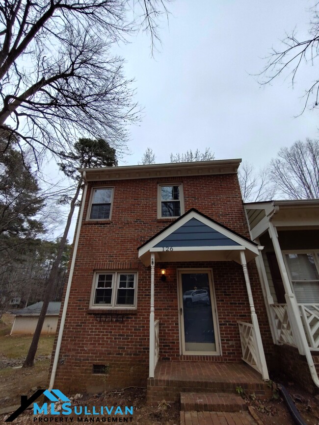 Building Photo - 126 Milford Ct