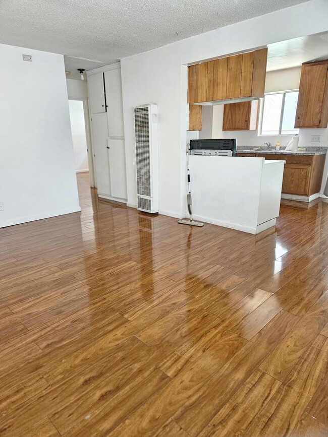 Building Photo - 4420 W 169th St