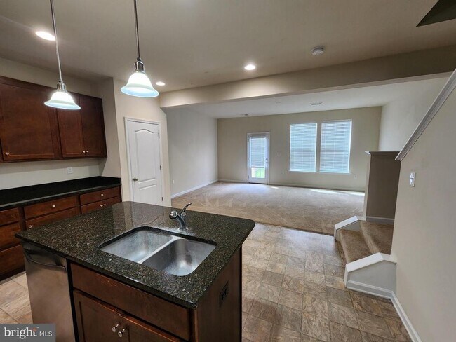 Foto del edificio - 104 Oflannery Ct