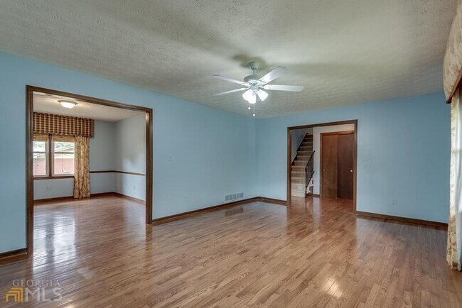 Building Photo - 1282 Trahlyta Terrace