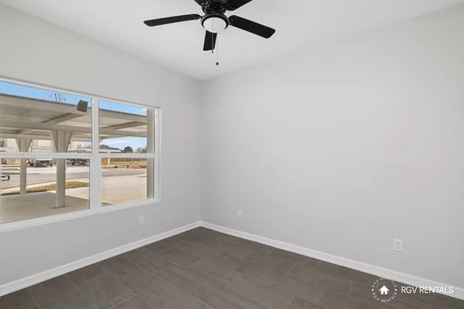 Building Photo - 3813 N Mezcal Dr