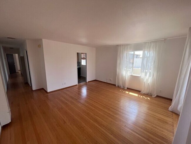 Building Photo - 2 Bedroom Unit for rent in Berkeley!
