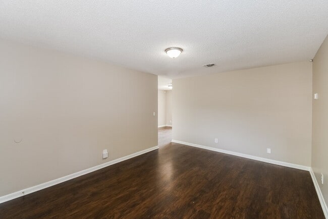 Building Photo - 5038 Locksley Ave