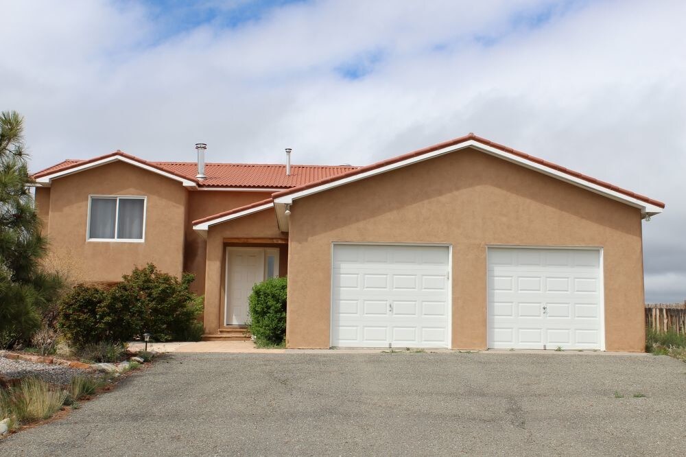 23 S Chamisa Dr, Santa Fe, NM 87508 House Rental in Santa Fe, NM