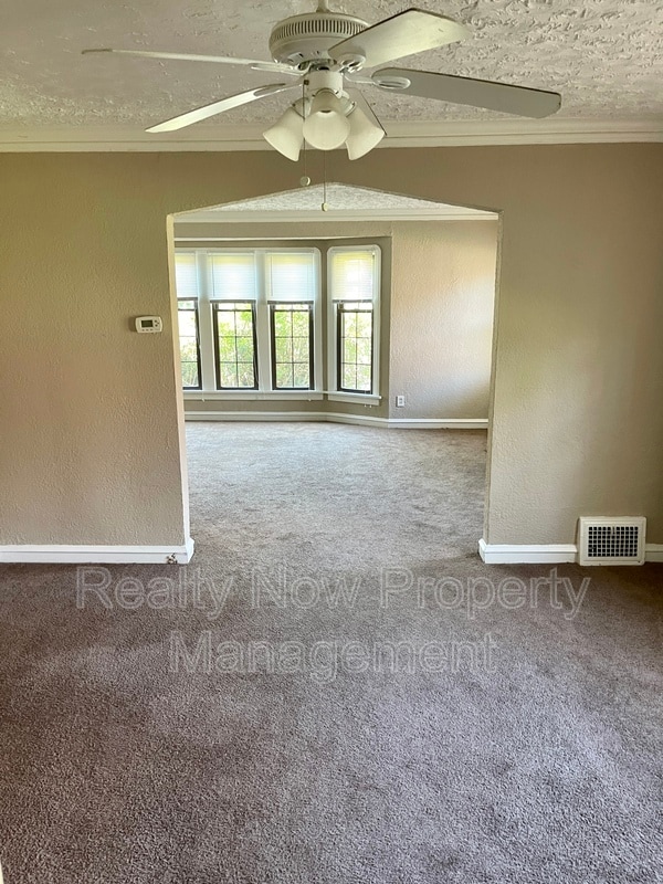 Building Photo - 3553 Normandy Rd