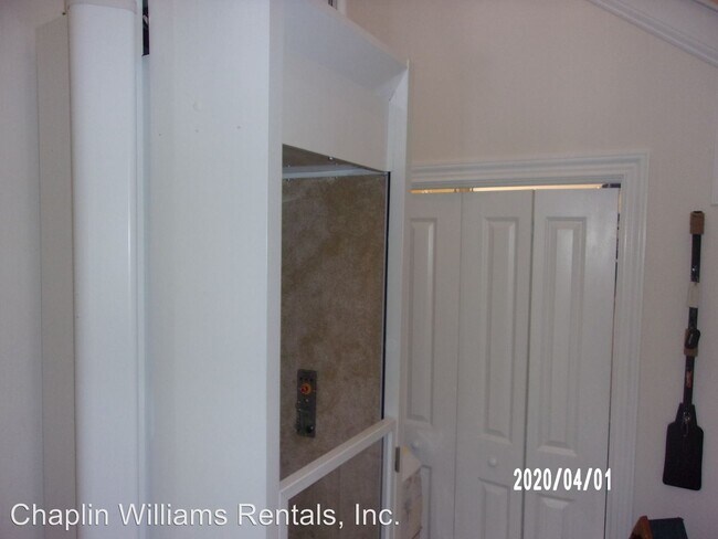 Building Photo - 95282 Summerwoods Cir