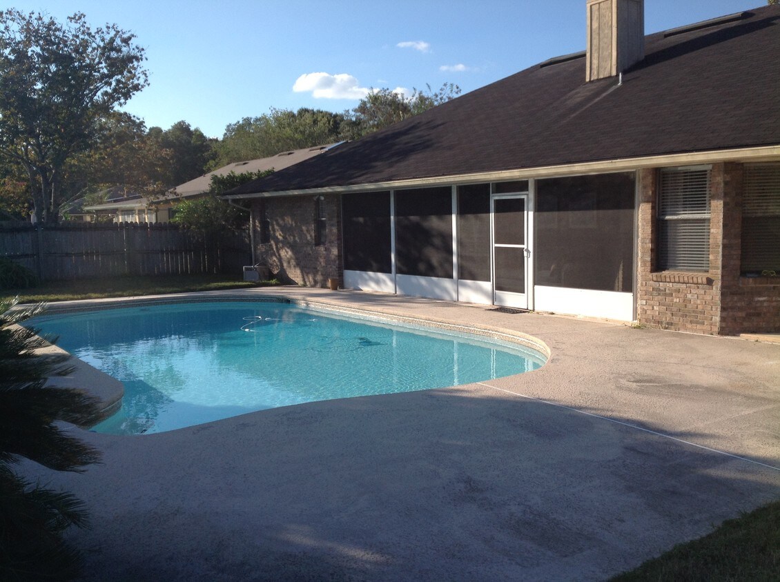 Foto principal - 4120 Pony Express Ln