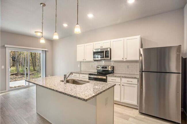 Foto del edificio - 3536 E. Sedge Wren Drive