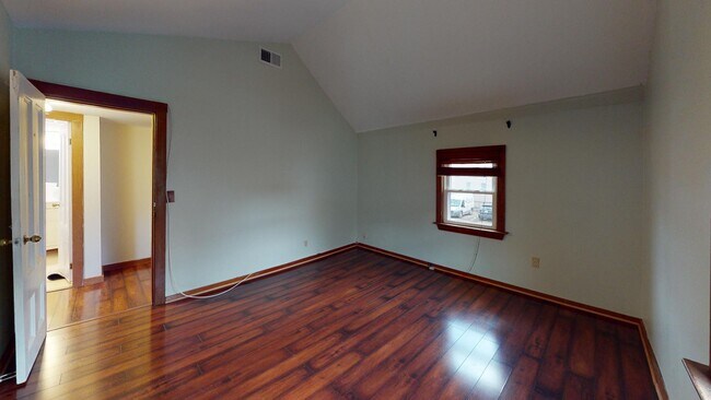 Building Photo - 24 Winship St