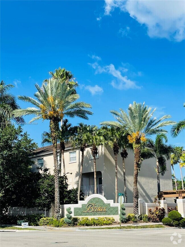 Las Brisas at Doral Apartments for Rent Doral, FL 55 Rentals