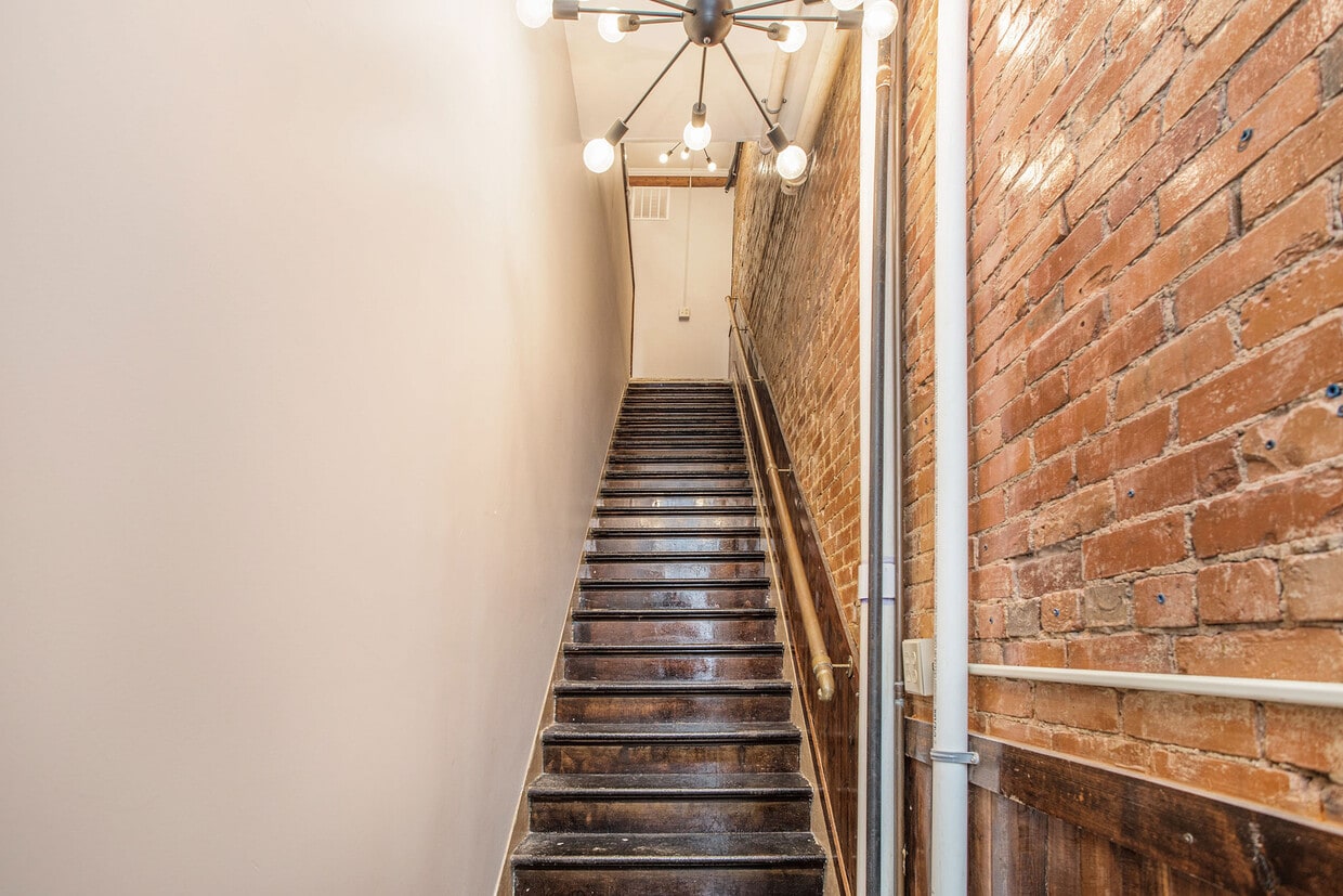 223 Hubbard St, Allegan, MI 49010 House Rental in Allegan, MI