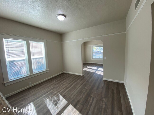 Foto del edificio - 2 br, 2 bath House - 622 N. Palm Ave.