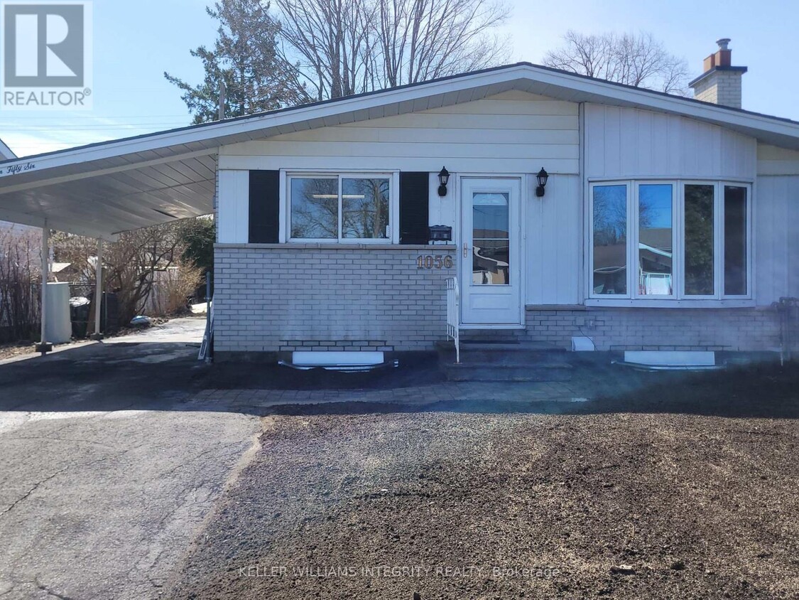Primary Photo - 1056 Harkness Ave