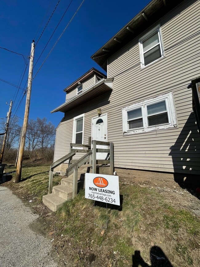 1700-1702 N 12th St- TETZLOFF - 1700-1702 N 12th St- TETZLOFF Apartment