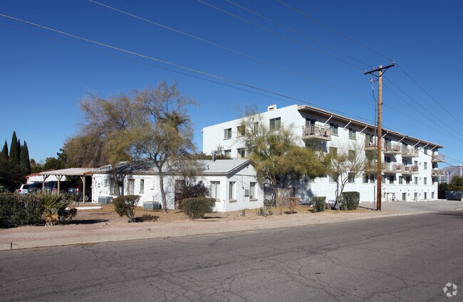 Foto del edificio - Catalina Village Apartments
