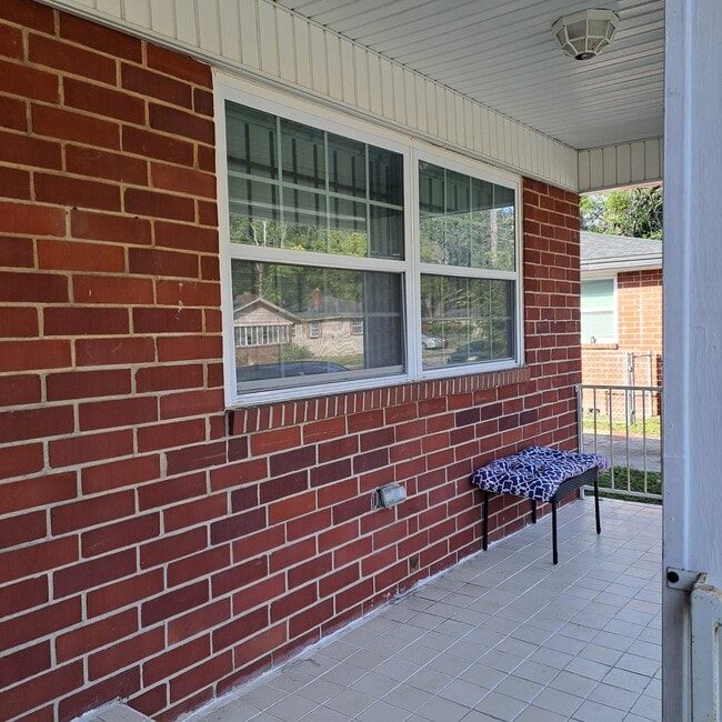 Foto del edificio - 1416 W 13th St