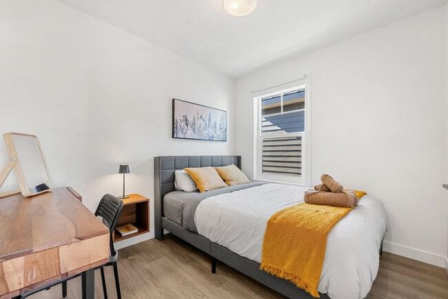 Photo du bâtiment - 2231-2281 81 St S W