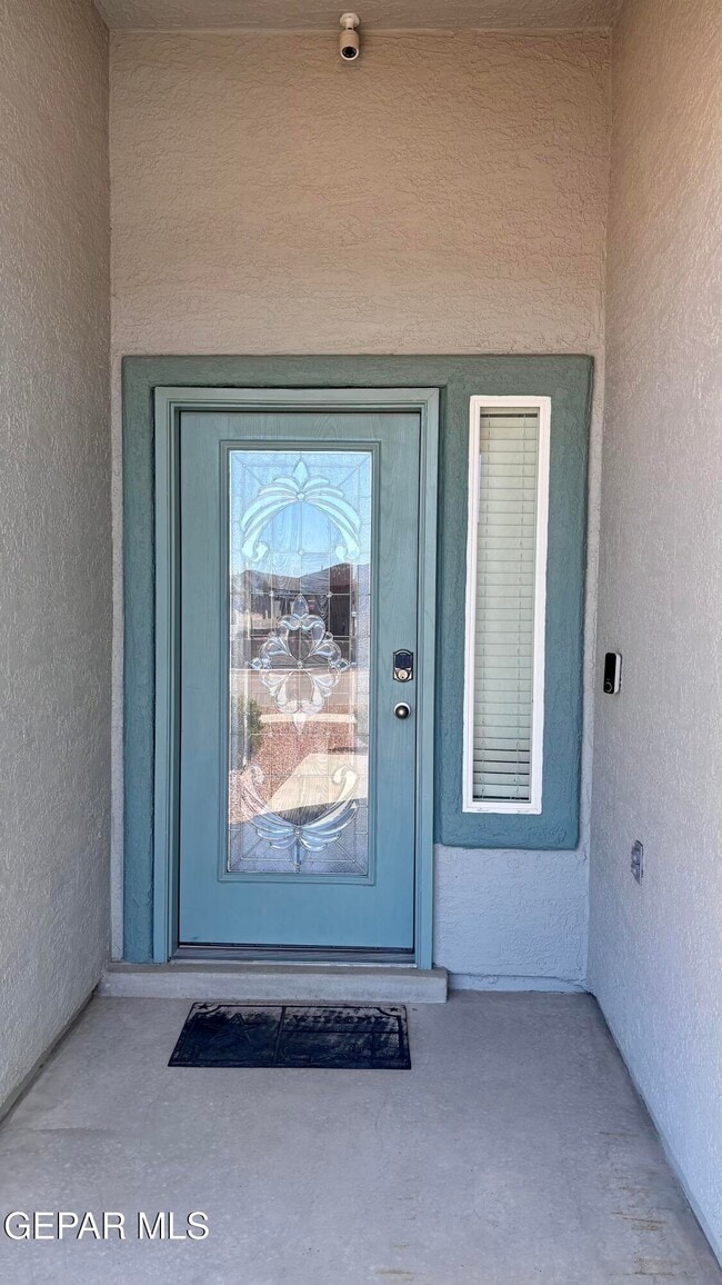 Building Photo - 833 Gold Beach Dr