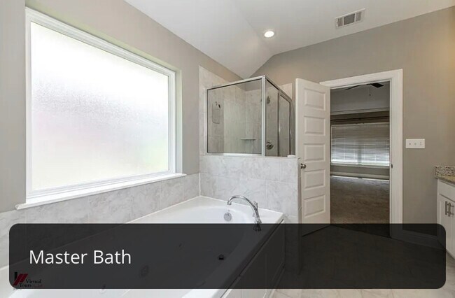 Foto del edificio - 103 Riverbrooke Dr