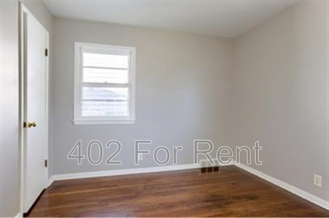 Foto del edificio - 5120 N 48th St