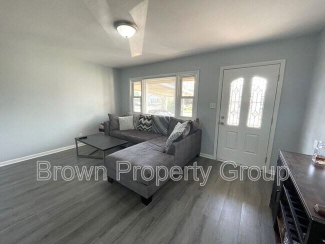 Building Photo - 4512 Dominion Rd