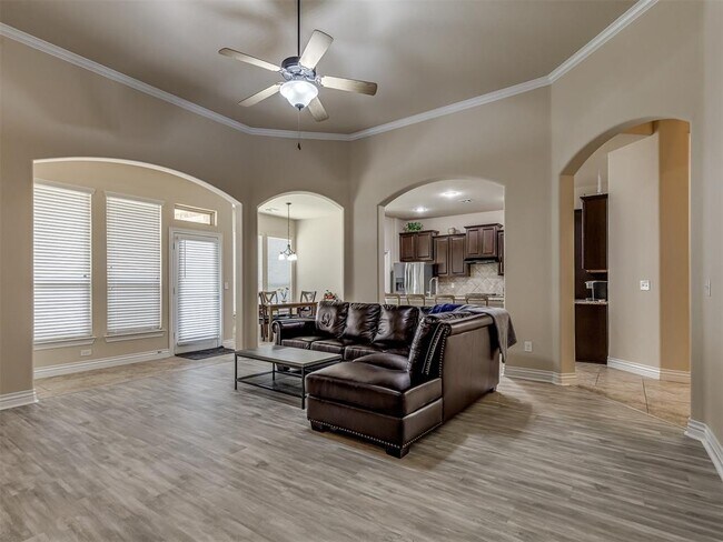 Building Photo - 2500 Cordgrass Ln