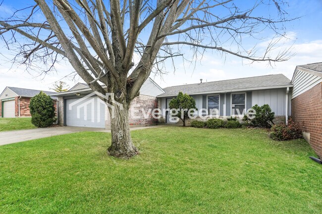 Foto del edificio - 8615 Baton Rouge Dr