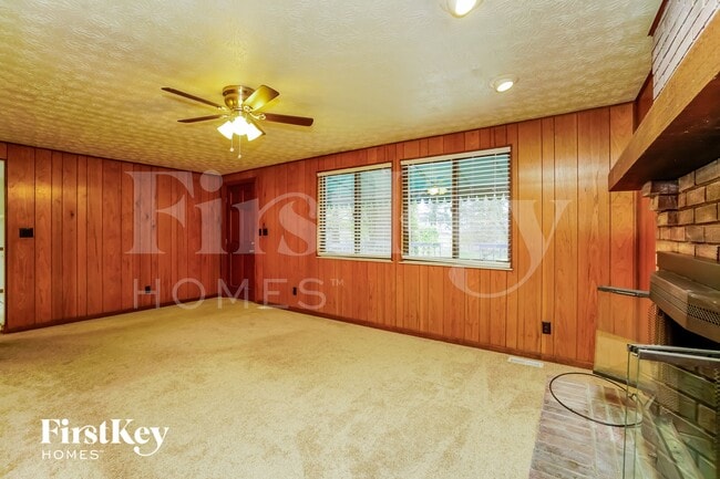 Building Photo - 6320 Middleboro Ct