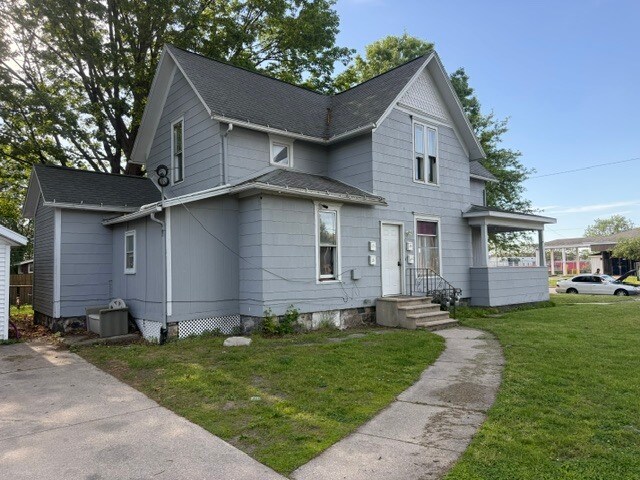 Building Photo - 901 W Beardsley Ave