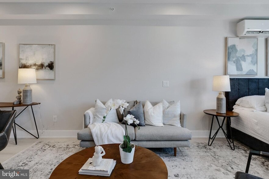 Photo - 1533 Ridge Avenue Unit 401