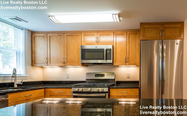 Foto del edificio - 134 Thornton Rd