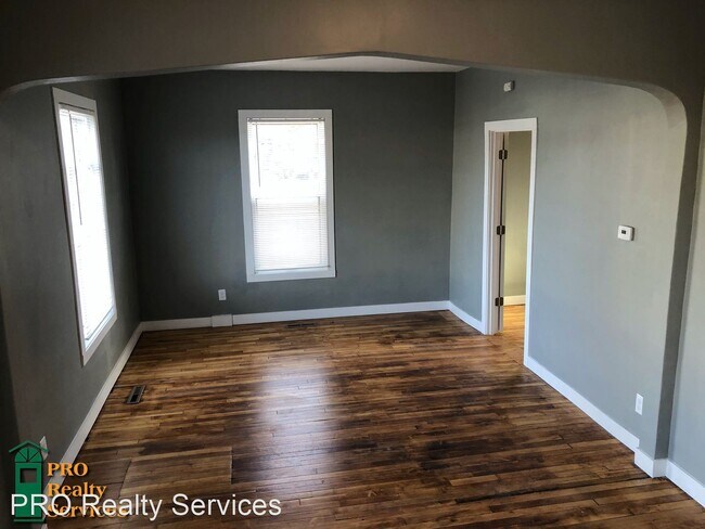 Building Photo - 3 br, 1 bath House - 1520 Dayton Ave