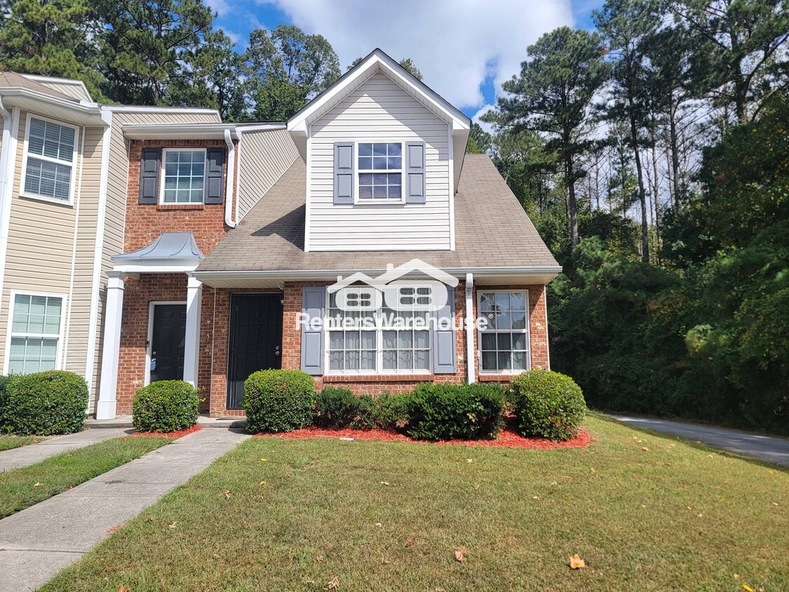 Primary Photo - 8160 Oakley Cir