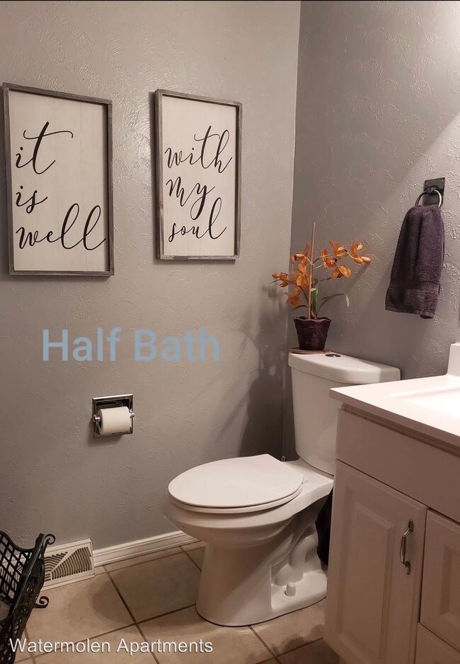 Foto del edificio - 480 Robert Ln