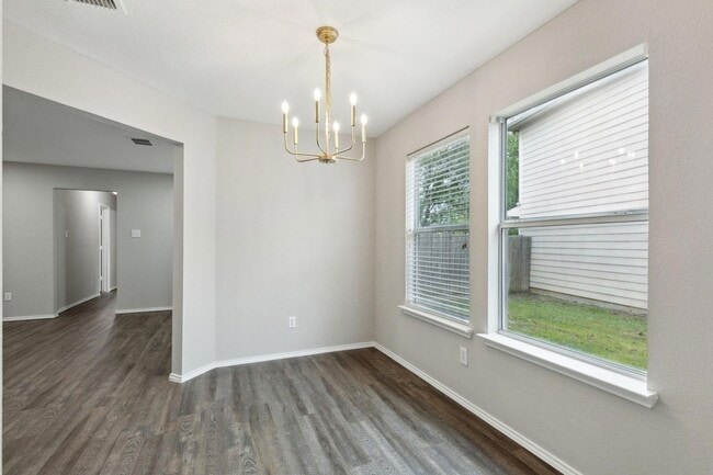 Foto del edificio - Single Family Home