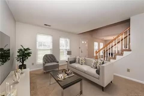 Building Photo - 13801 Castleford Dr