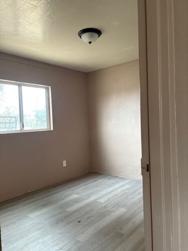 Foto del edificio - h4675