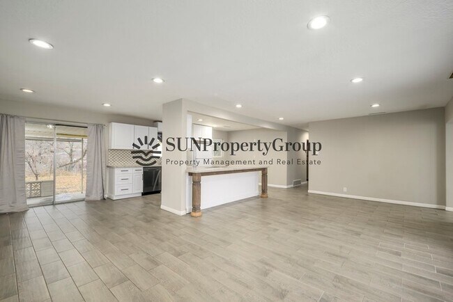 Foto del edificio - 3130 S 8560 W
