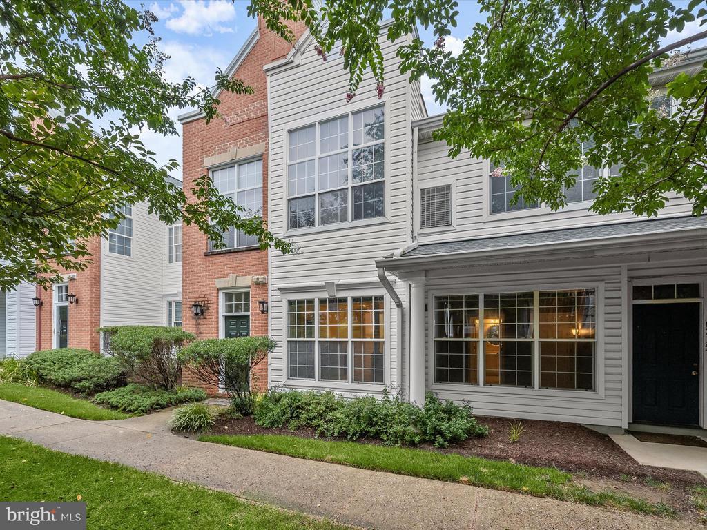 Foto principal - 10713 Symphony Way