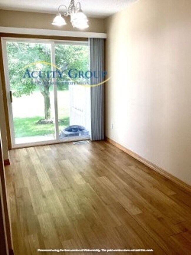Foto del edificio - 2BR, 2BA Otsego Townhome for Rent