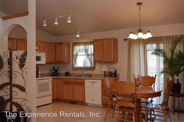 Foto del edificio - 3 br, 2 bath House - 7812 W. 45th Street