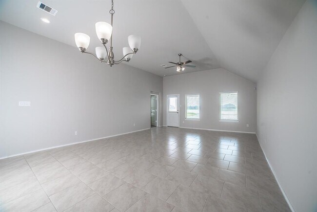 Building Photo - 4814 San Valentino Dr